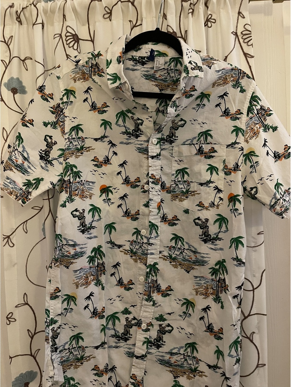 LIKE NEW | Duvin | M | Mens White Tropical Print Shirt